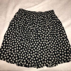 Brandy Melville flower skirt!